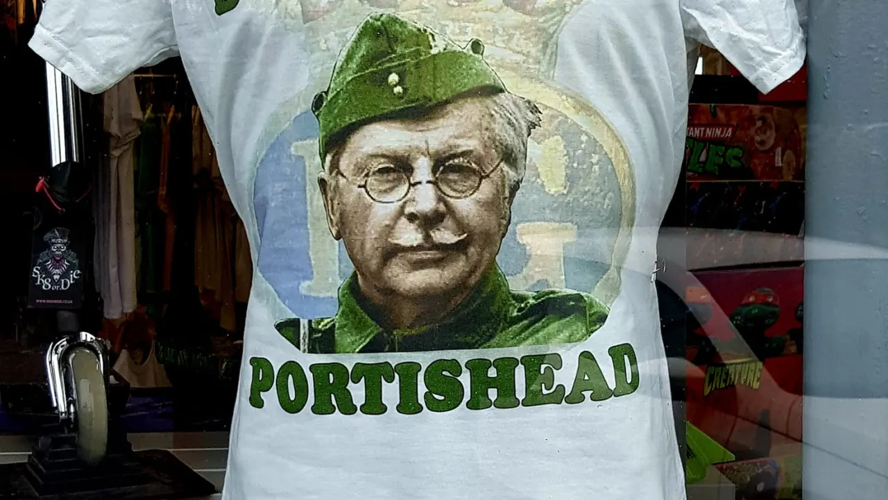 don't panic corporal jones